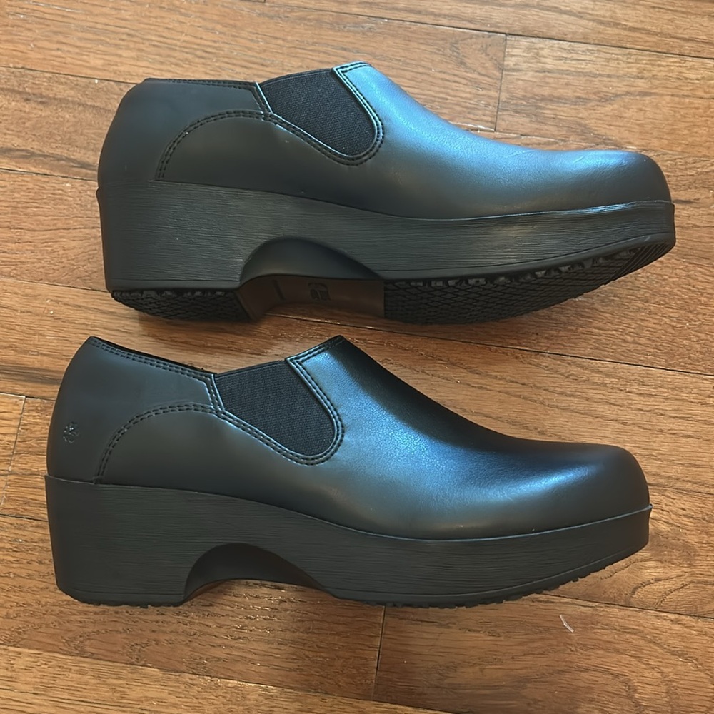 Lila Kelsey Juno Shoes For Crews Black Professional Clogs Size US8 EU38.5. NWB - Picture 8 of 11